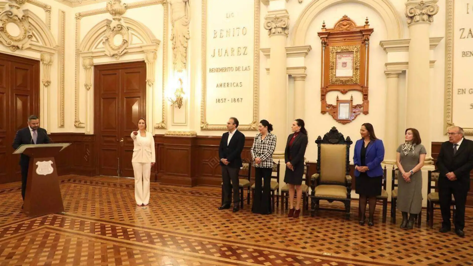 Claudia Barrientos promete dar continuidad a programas tras asumir presidencia del DIF Municipal